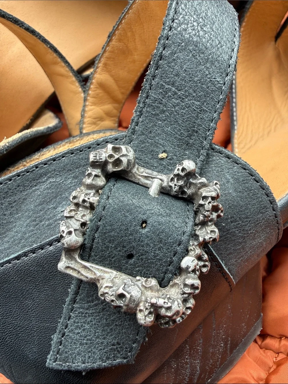 John Fluevog Shoes Art Deco Strap
Heels Sandal size 11 great condition - Picture 6 of 7
